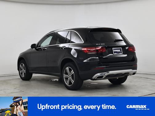 Black 2022 Mercedes-Benz GLC 300