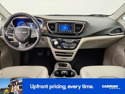 2021 Chrysler Voyager LXI