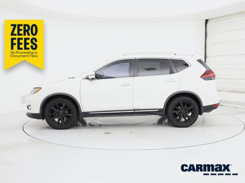 White 2018 Nissan Rogue SL