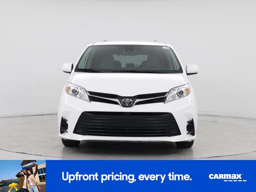 2020 Toyota Sienna LE