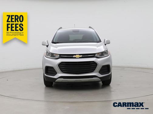 Silver 2022 Chevrolet Trax LT