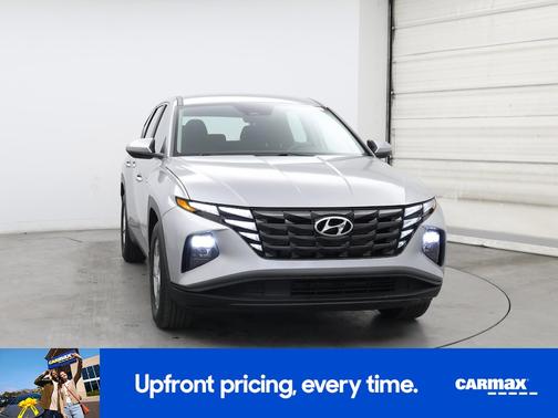 2023 Hyundai TUCSON SE