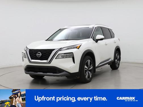 White 2023 Nissan Rogue SL