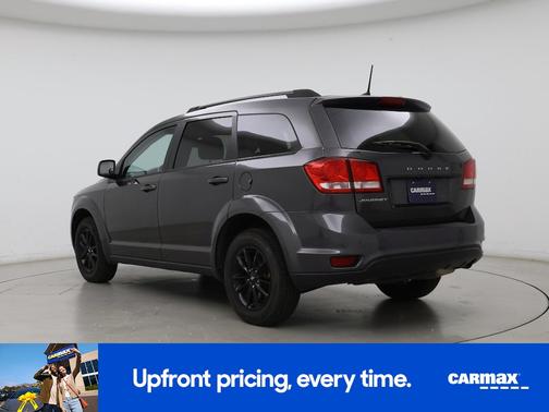 Gray 2019 Dodge Journey SE