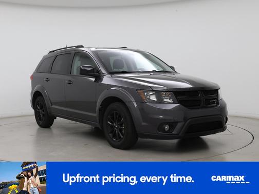 Gray 2019 Dodge Journey SE