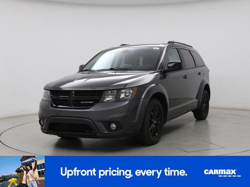 Gray 2019 Dodge Journey SE