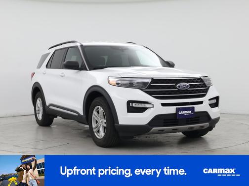 White 2020 Ford Explorer XLT