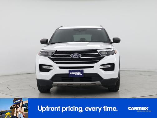 White 2020 Ford Explorer XLT