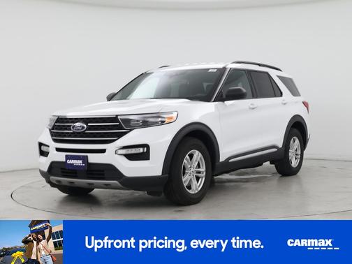 White 2020 Ford Explorer XLT