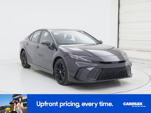 Black 2025 Toyota Camry SE