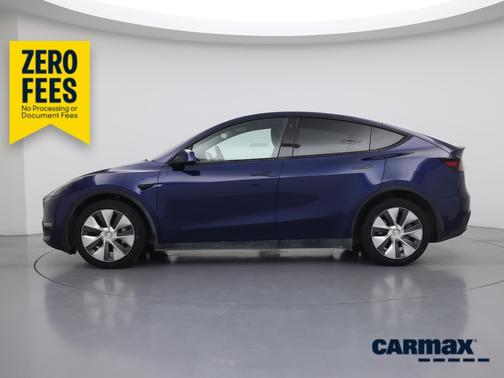 Blue 2023 Tesla Model Y Long Range