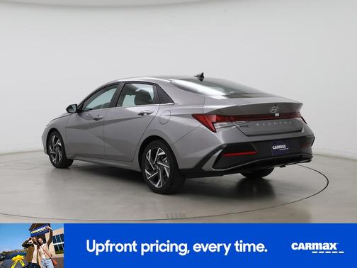 Gray 2025 Hyundai ELANTRA SEL Convenience