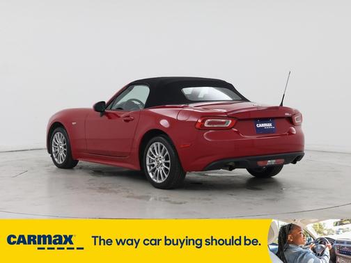 2017 FIAT 124 Spider Classica