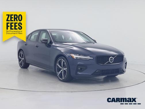 Blue 2024 Volvo S60 B5 Plus Dark Theme