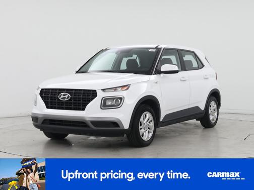 White 2021 Hyundai VENUE SE