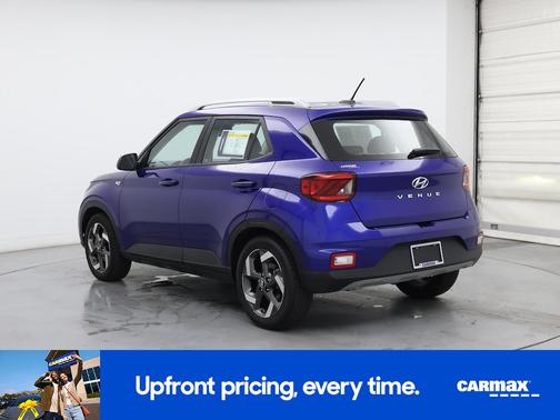 2023 Hyundai VENUE SEL