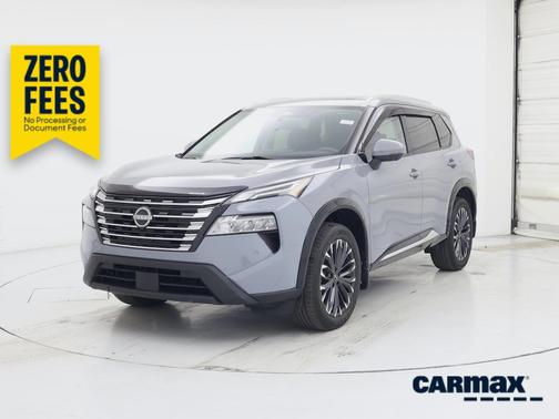 Gray 2024 Nissan Rogue Platinum