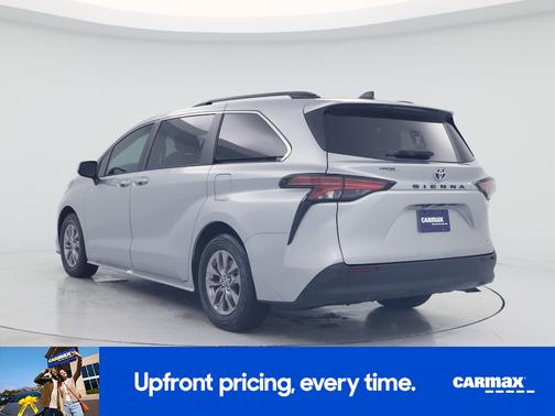 Silver 2021 Toyota Sienna XLE