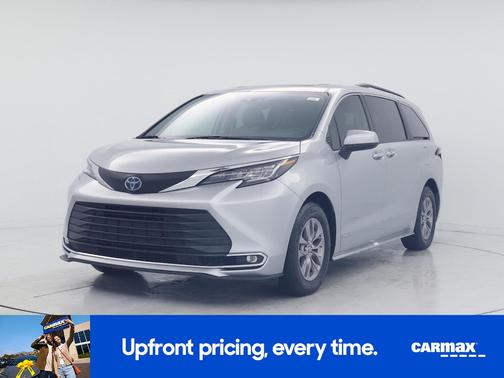 Silver 2021 Toyota Sienna XLE