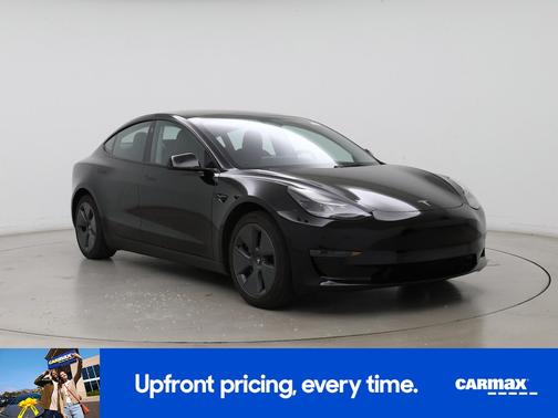 Black 2022 Tesla Model 3