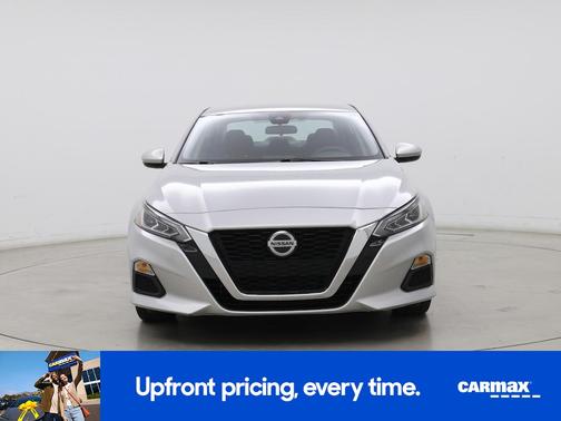 2022 Nissan Altima SV