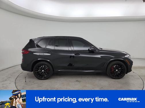 2022 BMW X5 M50i