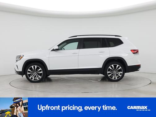 White 2022 Volkswagen Atlas SE w/Tech