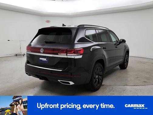 2025 Volkswagen Atlas SE w/Tech