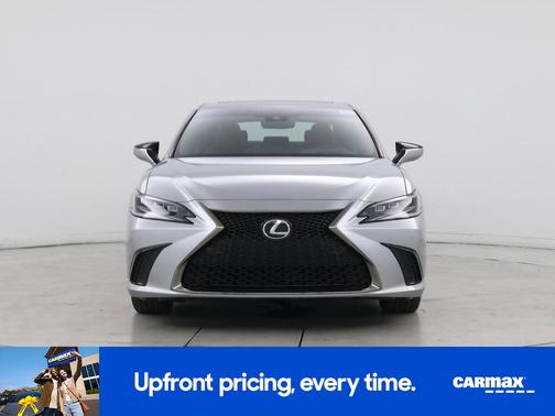 Silver 2023 Lexus ES 300h F-SPORT Handling