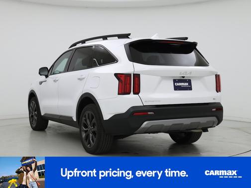White 2023 Kia Sorento X-Line SX Prestige