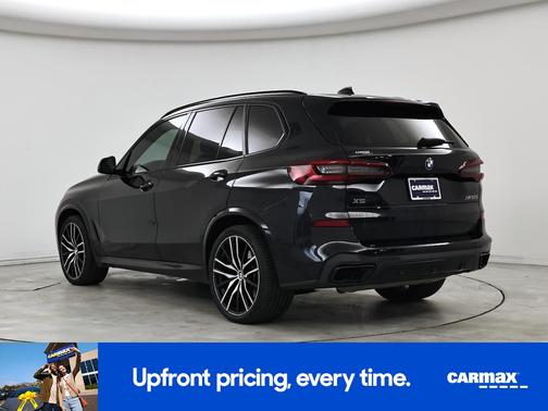 Black 2021 BMW X5 M50i