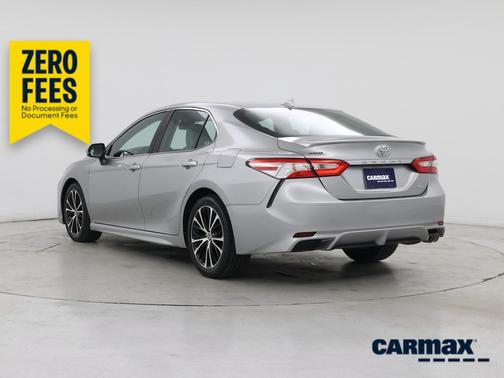 Silver 2020 Toyota Camry SE