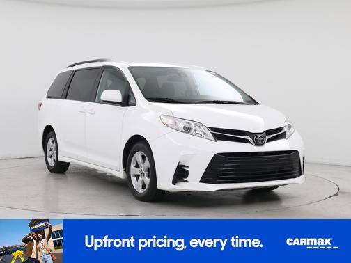 2020 Toyota Sienna LE