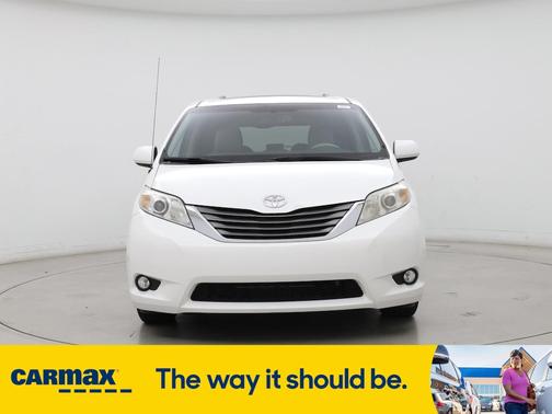 2014 Toyota Sienna XLE