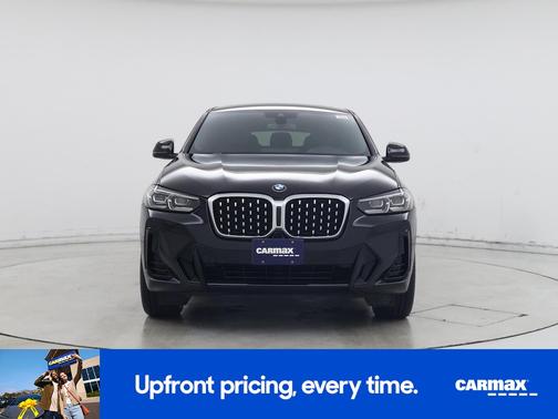 Black 2022 BMW X4 XDrive30i