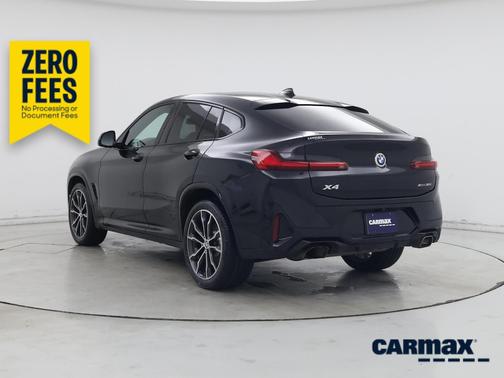 Black 2022 BMW X4 XDrive30i