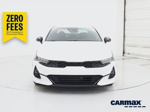 White 2022 Kia K5 GT-Line