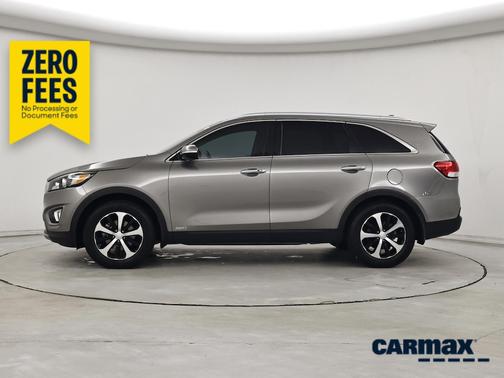 Gray 2017 Kia Sorento EX