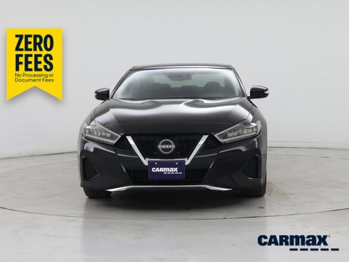 Black 2023 Nissan Maxima SV