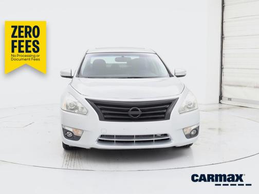 Silver 2015 Nissan Altima SL