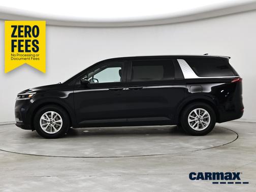 Black 2023 Kia Carnival LX