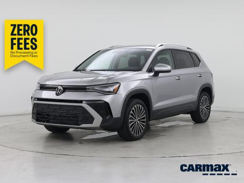 Silver 2025 Volkswagen Taos SE