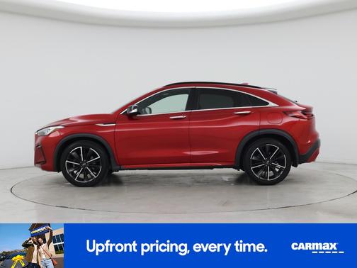 Red 2022 INFINITI QX55 Essential