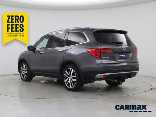 Gray 2018 Honda Pilot Touring