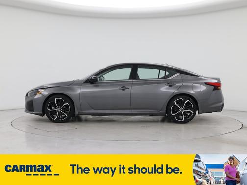 2024 Nissan Altima SR