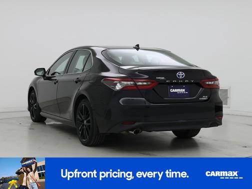 2022 Toyota Camry Hybrid XLE