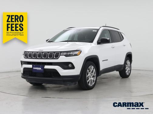 White 2022 Jeep Compass Latitude Lux