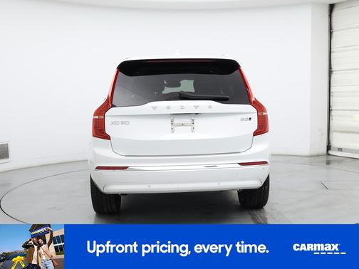 2024 Volvo XC90 B5 Plus Bright Theme