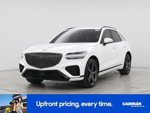 White 2023 Genesis GV70