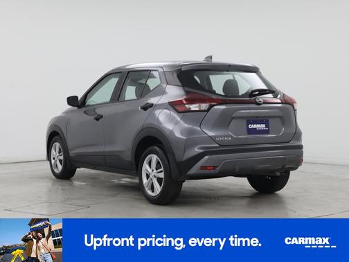 Gray 2024 Nissan Kicks S